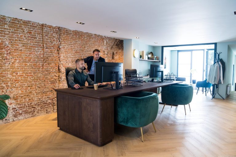 Een Professioneel Website Voor Jjb Vastgoed, Gericht Op Toekomstige Projecten